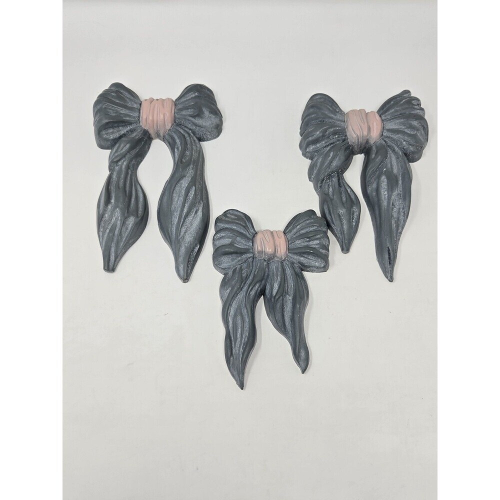 VINTAGE HOMCO 3 GREY & PINK BOW HOME DECOR WALL HANGING SET 1991 COQUETTE GIRL